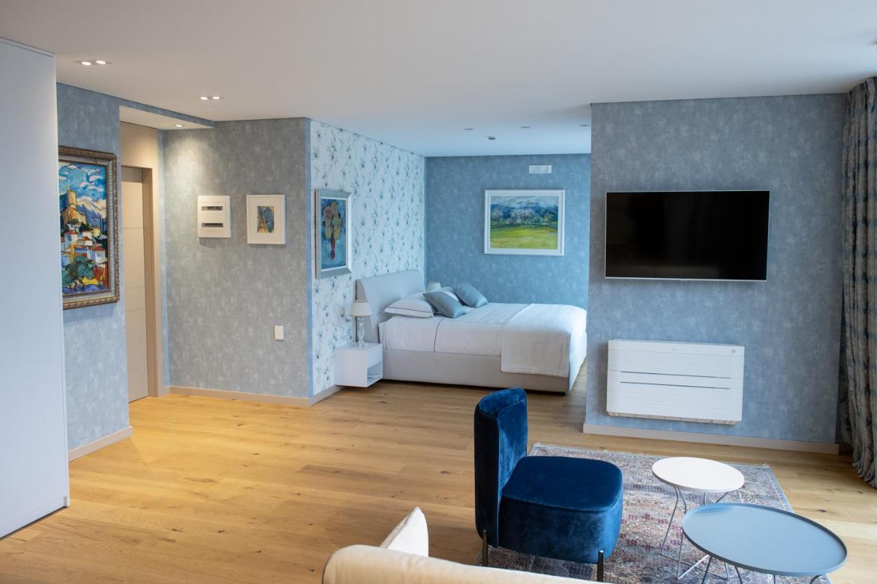 Seven Luxury Suites Tirana Buitenkant foto