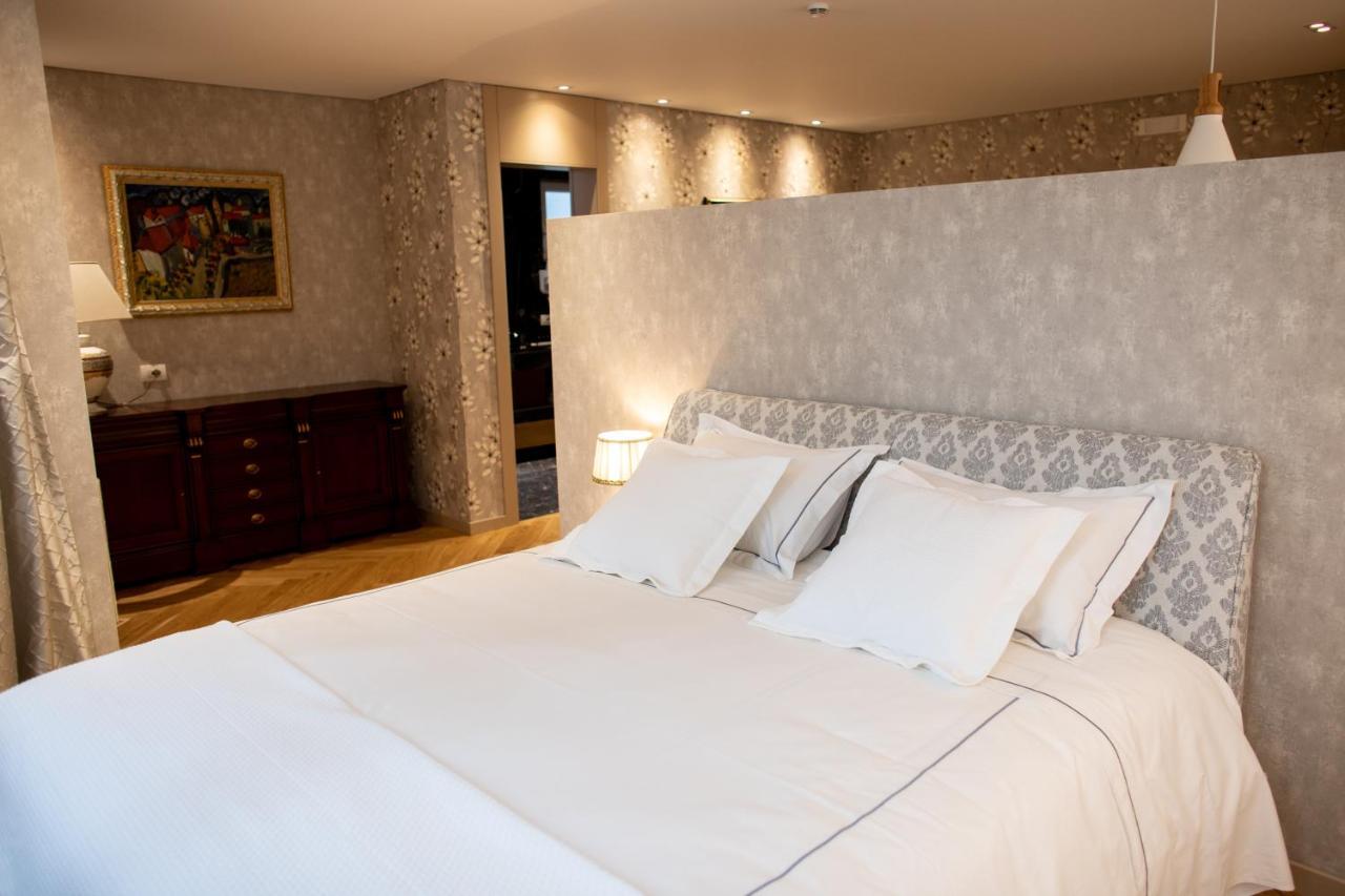 Seven Luxury Suites Tirana Buitenkant foto