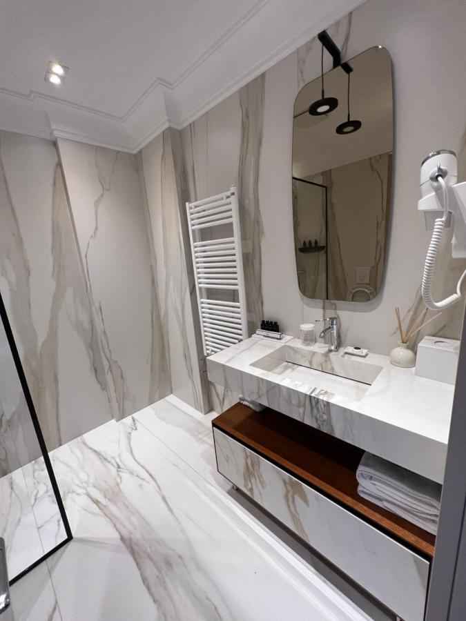 Seven Luxury Suites Tirana Buitenkant foto